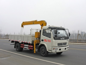 東風(fēng)多利卡直臂隨車吊 折臂式隨車吊