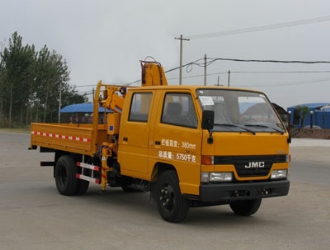 江鈴雙排座隨車(chē)起重運(yùn)輸車(chē)