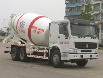 重汽HOWO后八輪水泥攪拌車