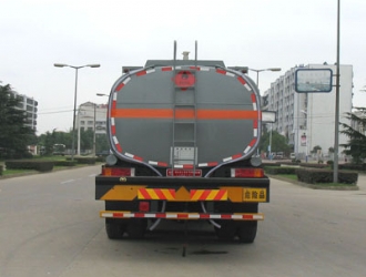 國(guó)四東風(fēng)天前四后八易燃液體運(yùn)輸車(chē)（39方）