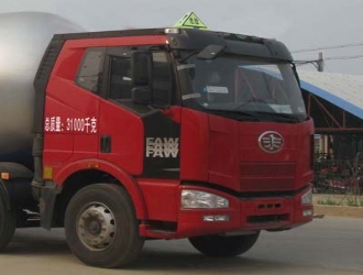 國四解放J6M前四后八液化氣體運(yùn)輸車（35.5方）
