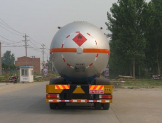 國四解放J6M前四后八液化氣體運(yùn)輸車（35.5方）