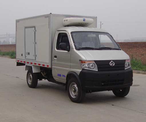國四長安神琪汽油冷藏車