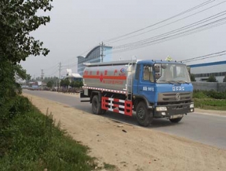16.4立方國四東風(fēng)153運油車