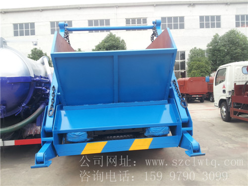 東風(fēng)153擺臂式垃圾車帶船型垃圾斗