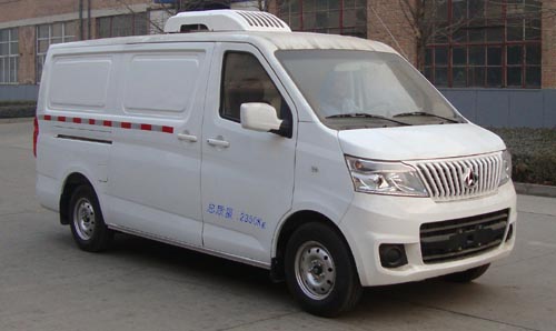 長安睿行面包冷藏車整車圖片展示