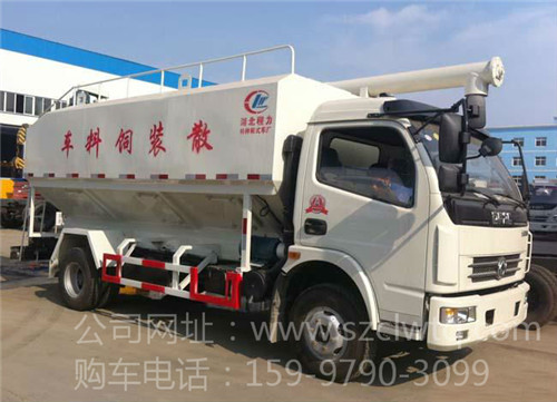 國四東風(fēng)多利卡散裝飼料運(yùn)輸車圖片展示
