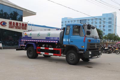 國四東風(fēng)153灑水車（12.5方）整車外形圖片展示