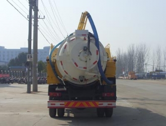 國(guó)五東風(fēng)天錦清洗吸污車(chē)