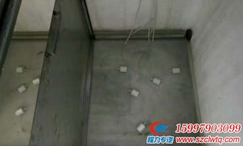 福田G7面包冷藏車(chē)魚(yú)廂配增養(yǎng)泵和氧氣罐