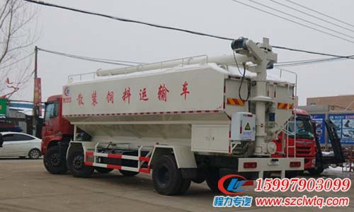 國五東風(fēng)天錦小三軸散裝飼料運(yùn)輸車
