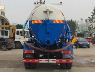國五解放9方吸污車
