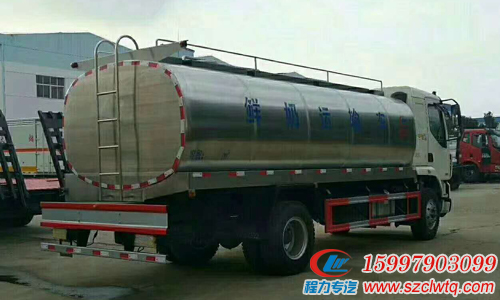 東風(fēng)柳汽15噸鮮奶運(yùn)輸車