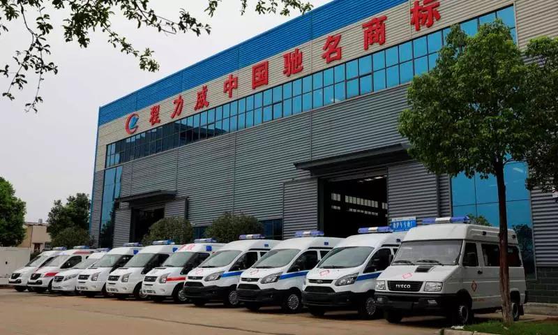 程力救護(hù)車批量發(fā)車