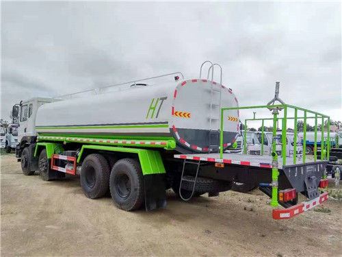 東風(fēng)華神T5前四后八25噸灑水車