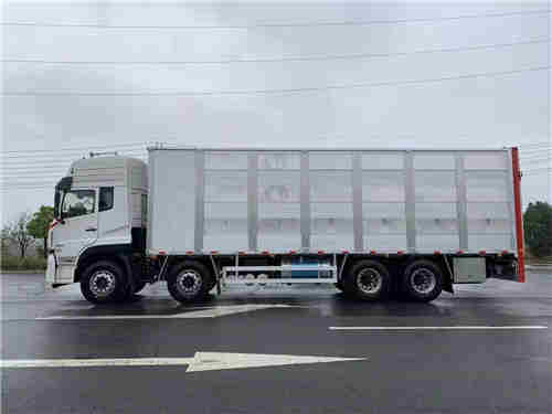 東風(fēng)天龍前四后八全鋁合金運豬車