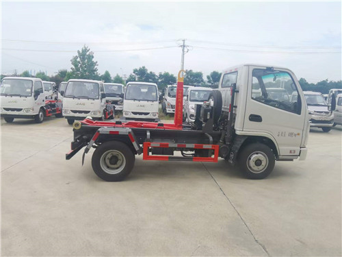 國六4方凱馬勾臂垃圾車