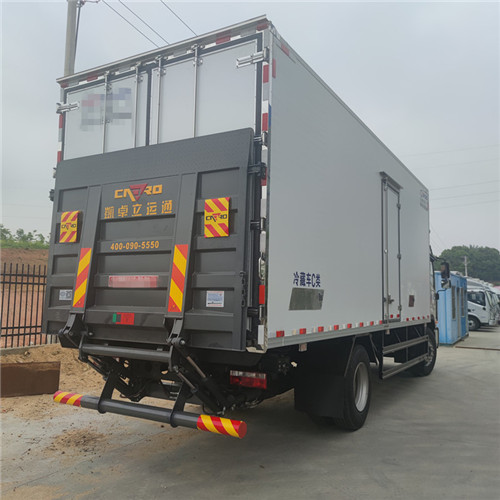 6米8國(guó)六冷藏車江淮德沃斯Q9云內(nèi)220馬力冷藏車