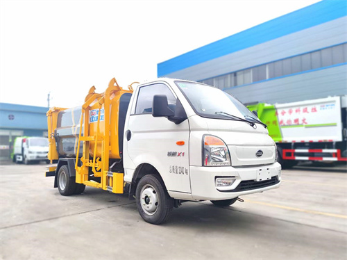 國(guó)六凱馬銳航3方側(cè)裝壓縮‬垃圾車