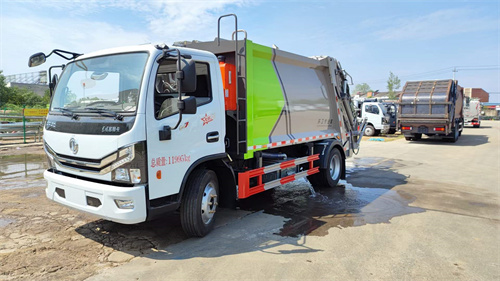 國六東風(fēng)大多利卡D7（10方）壓縮垃圾車