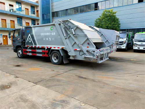 國六東風多利卡9方壓縮式垃圾車可以上京牌