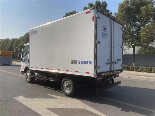重汽王牌冷藏車