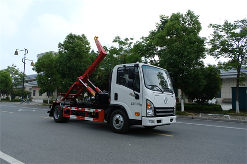 成都大運(yùn)國六藍(lán)牌重載車廂可卸式垃圾車