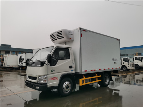 江鈴順達(dá)2800軸距冷藏車
