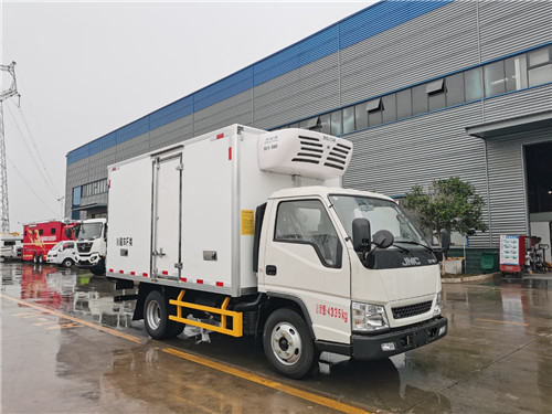 江鈴順達(dá)2800軸距冷藏車