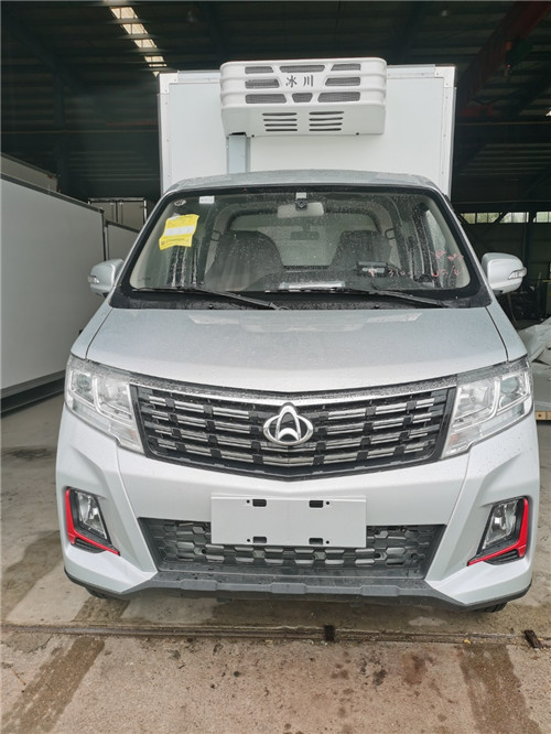 長安跨越T3PLUS小型冷藏車